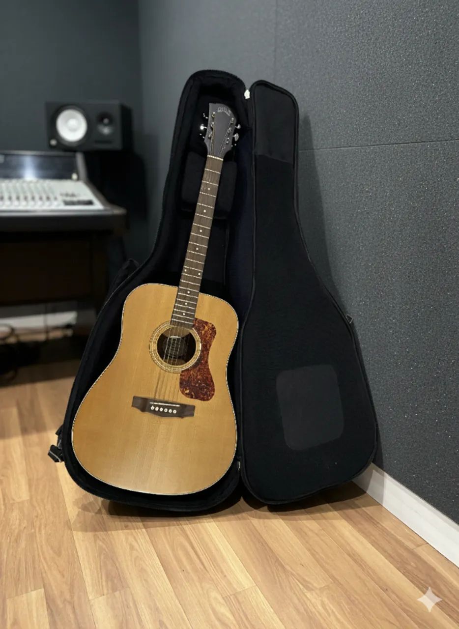 ギター GUILD D-240E Limited Flamed Mahogany Violão Guild D-240E LTD Flamed Mahogany Eletroacústico Aço Natural