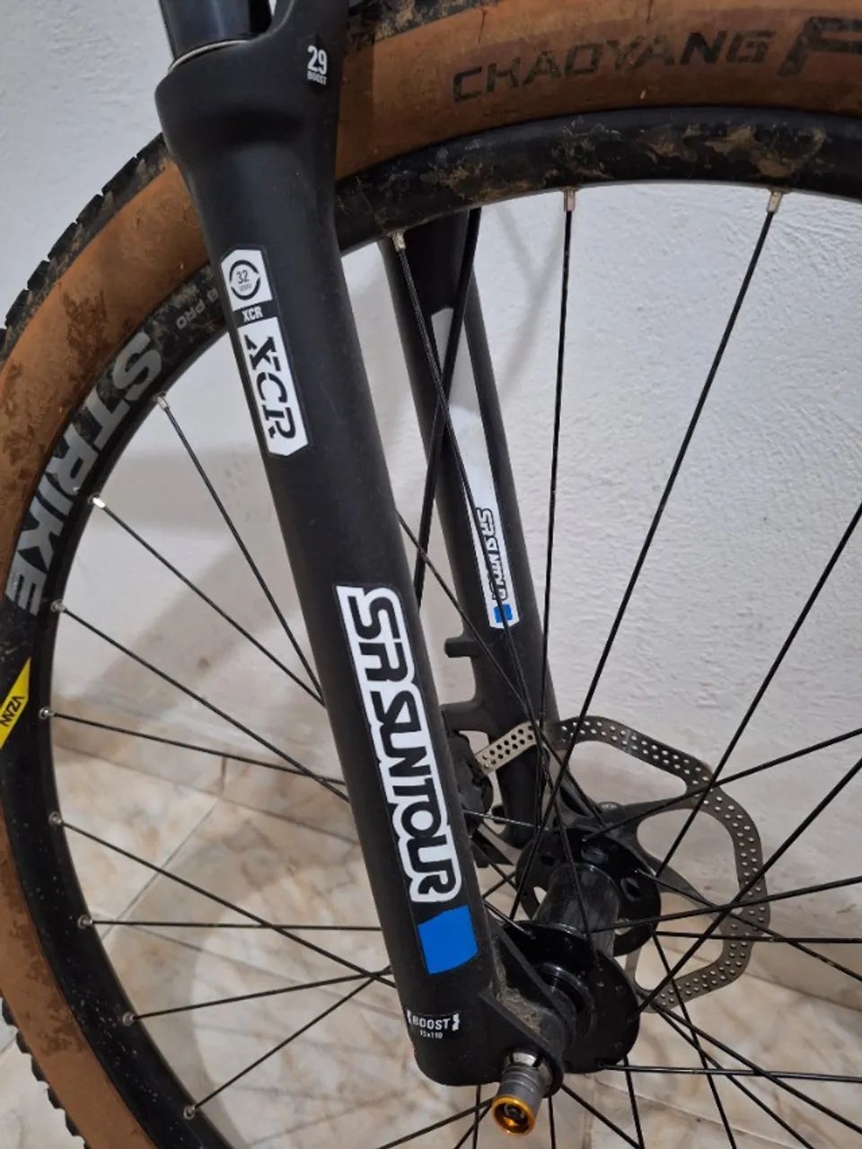 Bicicleta Absolute Wild Boost 2 Kit Deore 6100 Suspensão Ar - Foto 5