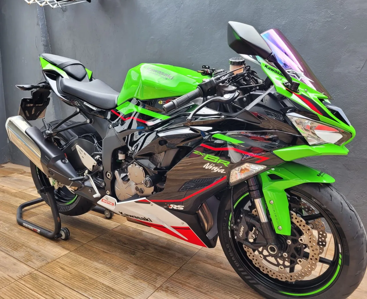 Kawasaki Zx6-R