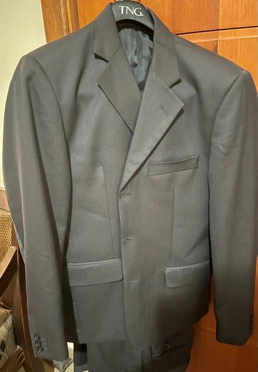 Terno/ Costume cinza risca + cinto couro preto (brinde) - Foto 5