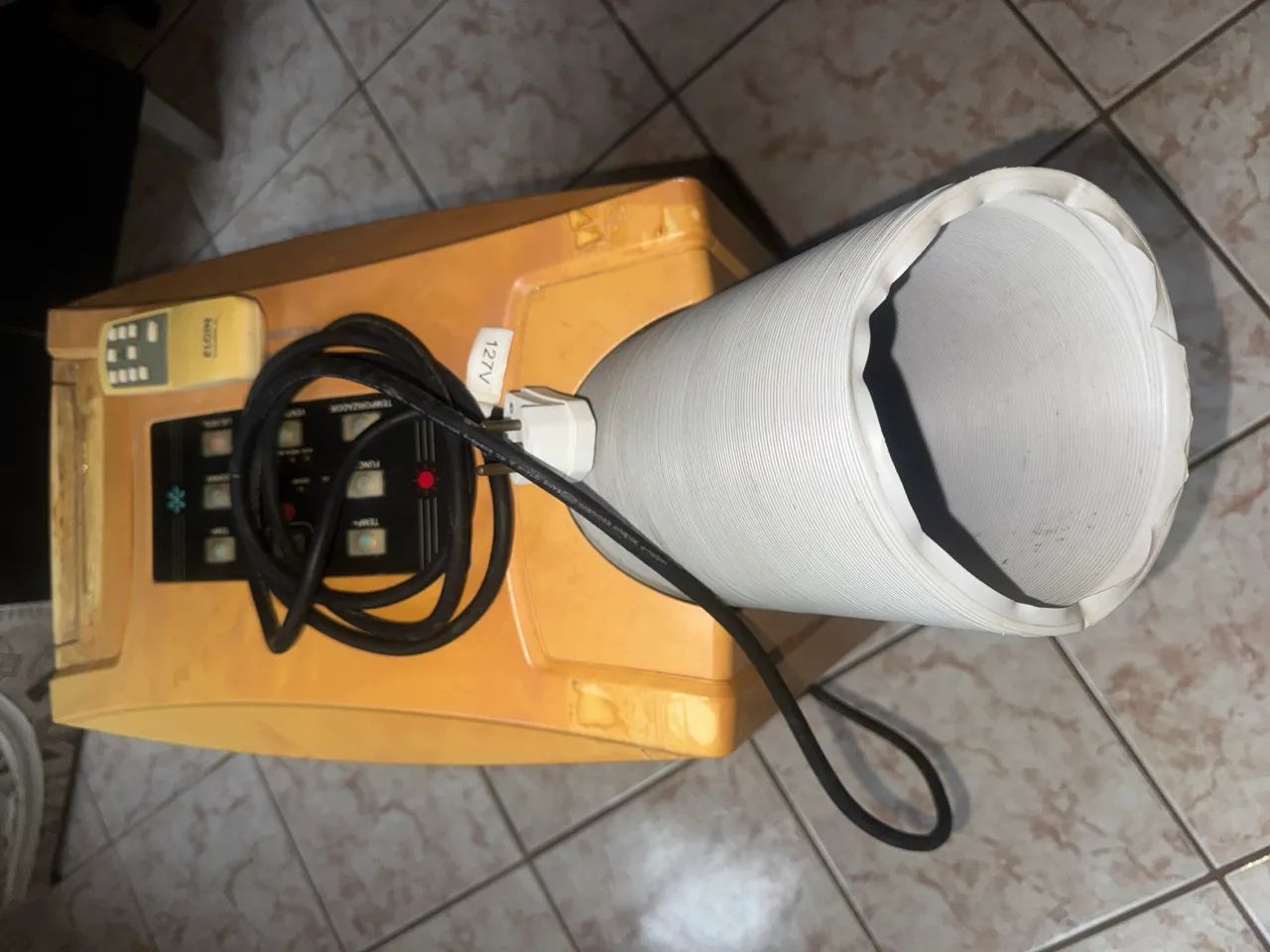 AR CONDICIONADO PORTÁTIL  - Foto 2