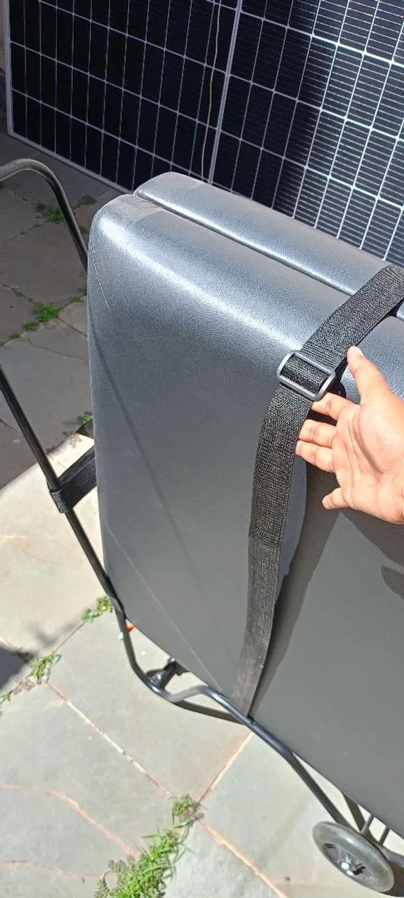 Vendo carrinho pra transportar maca de massagem  - Foto 4