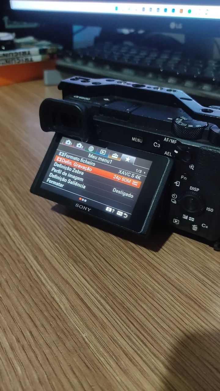 Câmera Sony A6600 - Foto 2