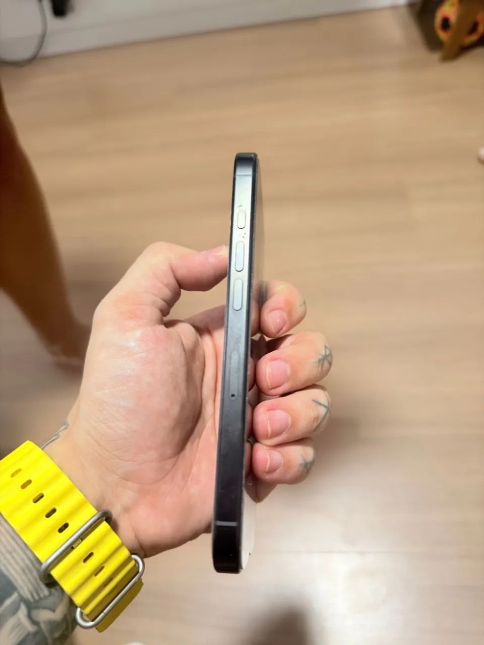 Iphone 16 pro - Foto 2