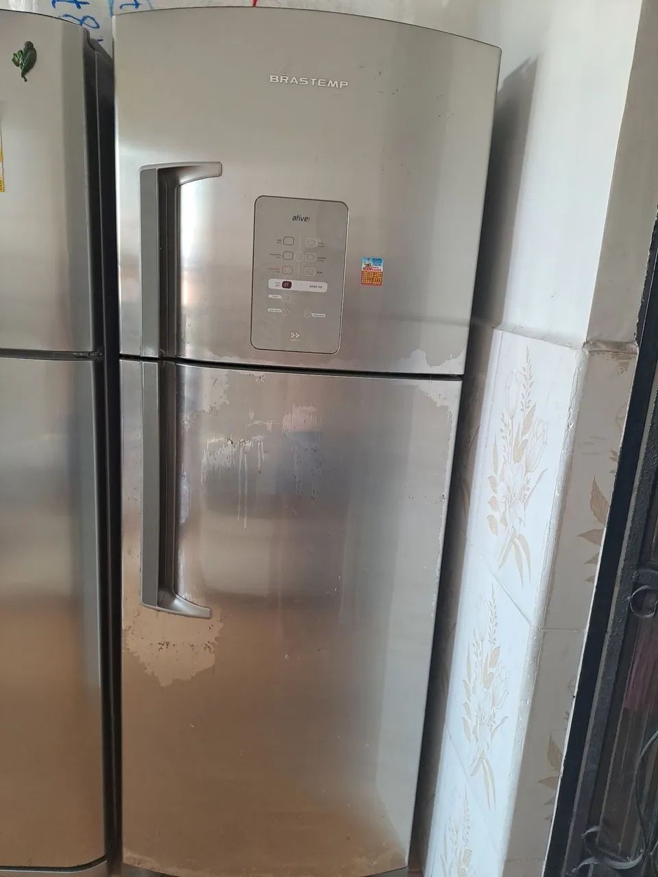 Geladeira com defeito