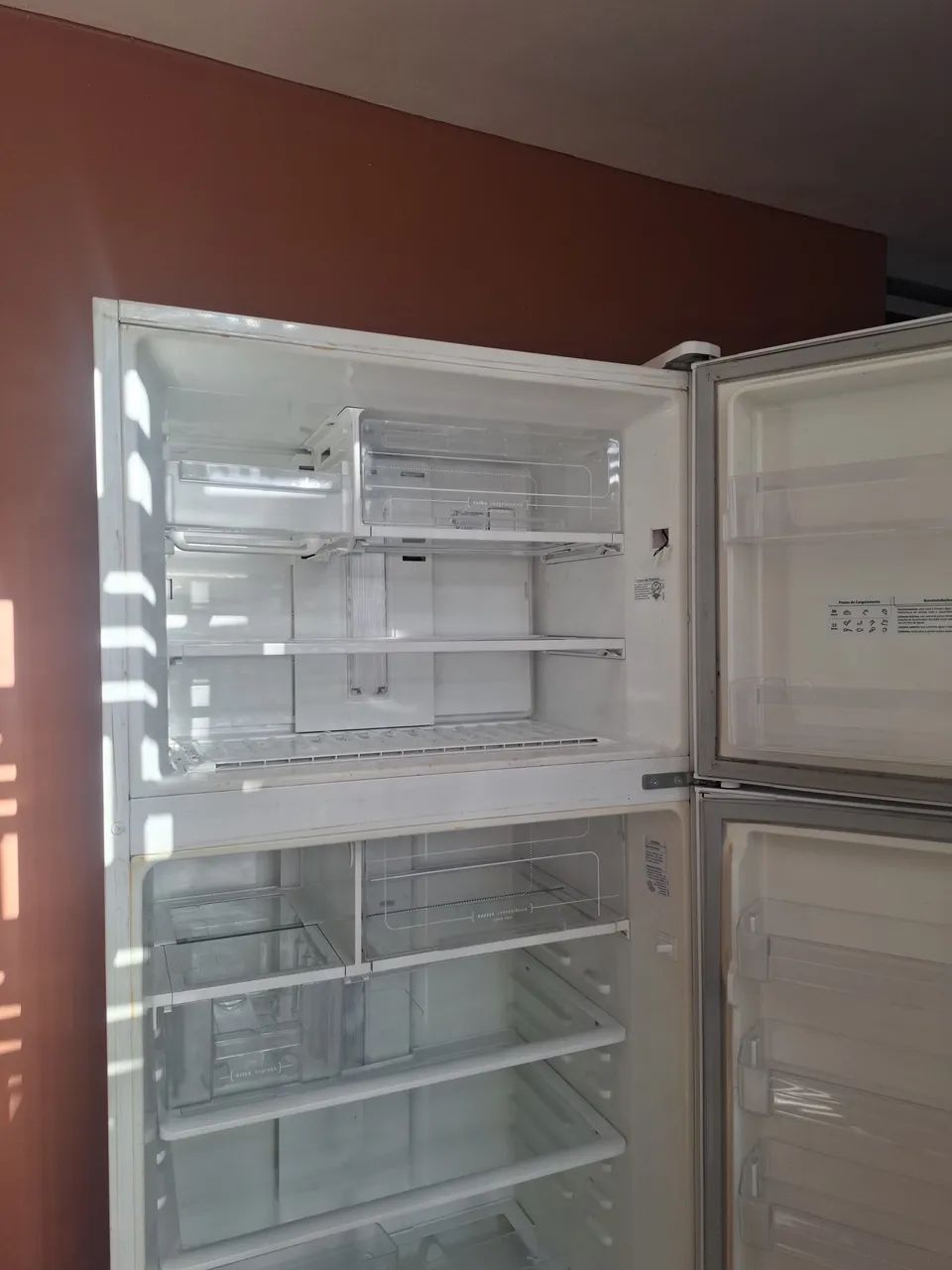 Geladeira Eletrolux 553l - Foto 2