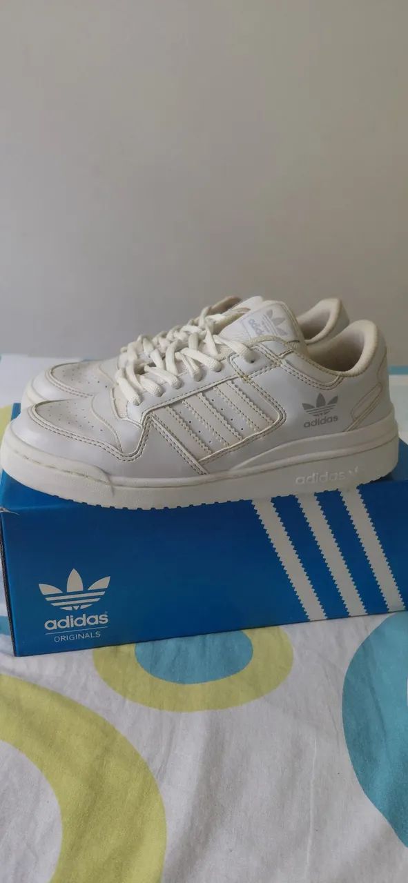 Tenis