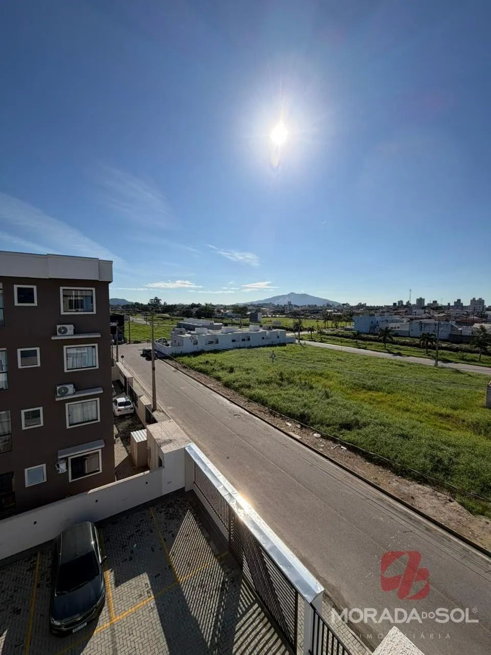 Apartamento 2 dormitórios com suíte para alugar - Tijucas - Foto 2