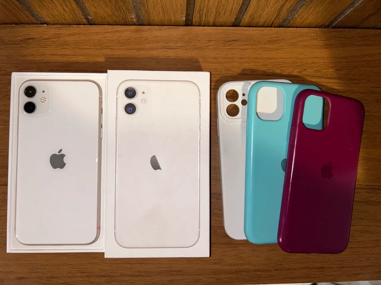 iPhone 11 - 64GB - Com caixa e cases - Foto 2