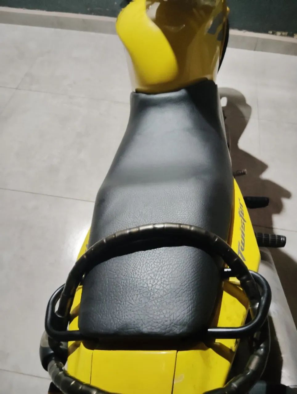 CBX 250 Twister  - Foto 5