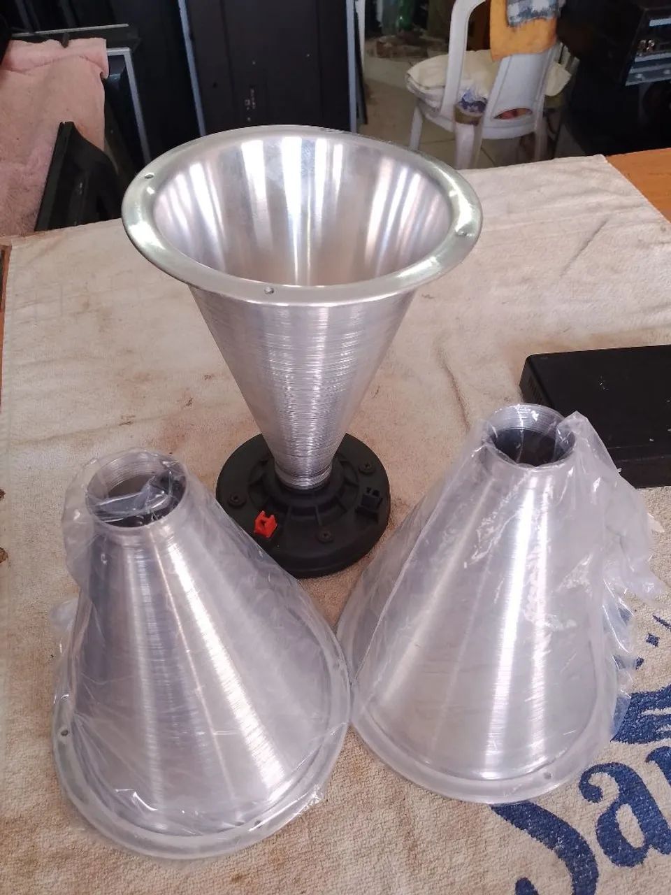 Cone, Corneta de  aluminio  - Foto 2