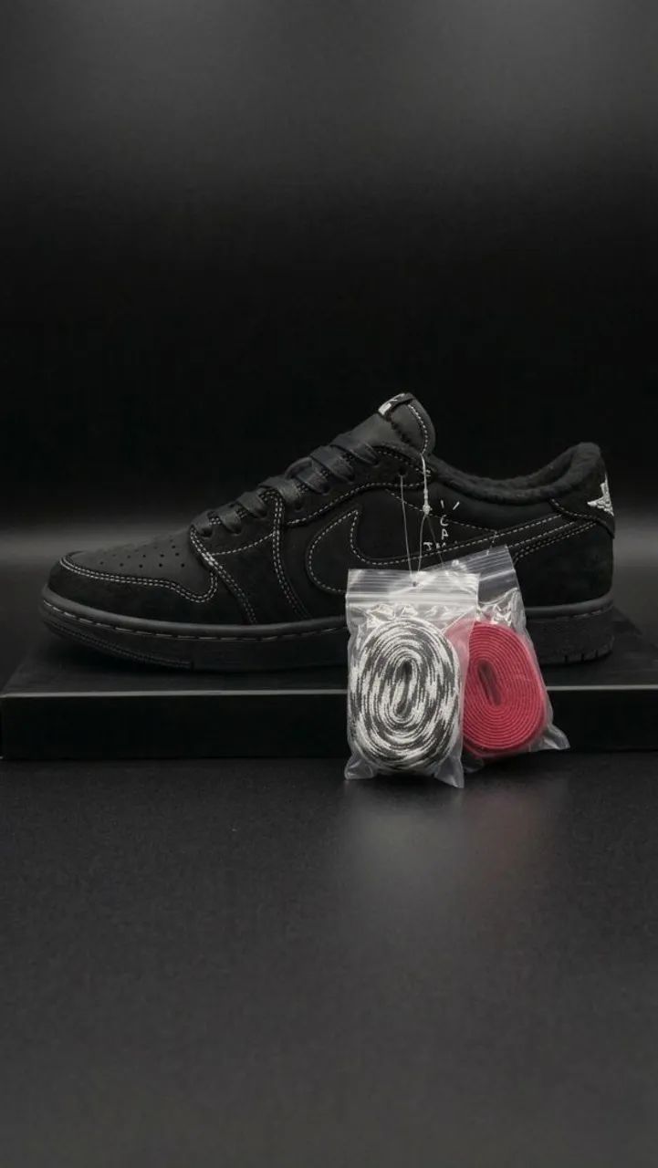 Nike Air Jordan 1 Low Travis Scott Black Phantom - Tam 42 BR