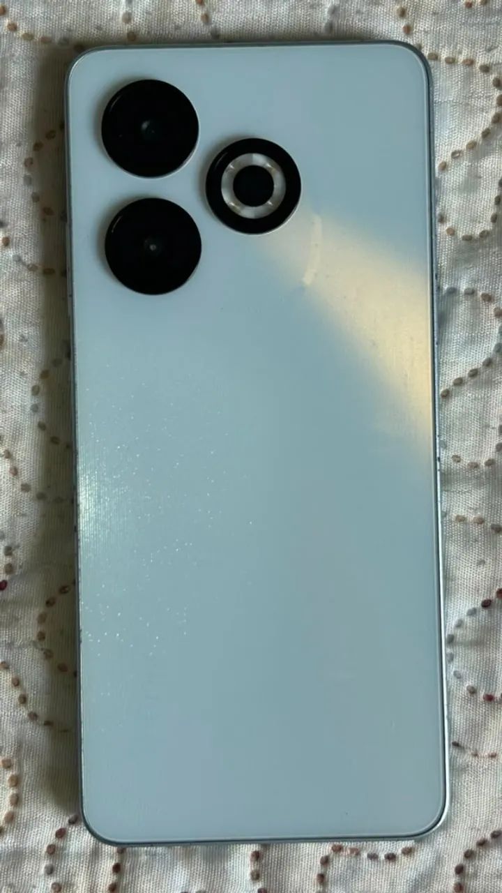  Infinix Smart 8 (SEMI NOVO)