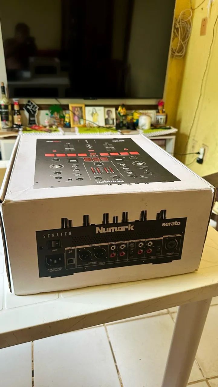 Mixer Numark Scratch + Case - Foto 3