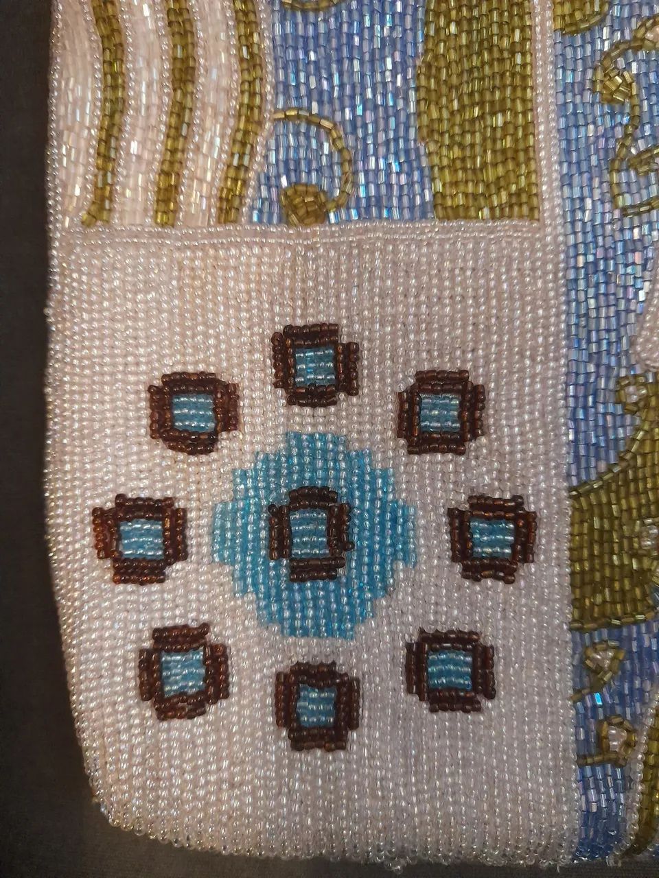 Bolsa toda bordada de miçangas - Foto 2