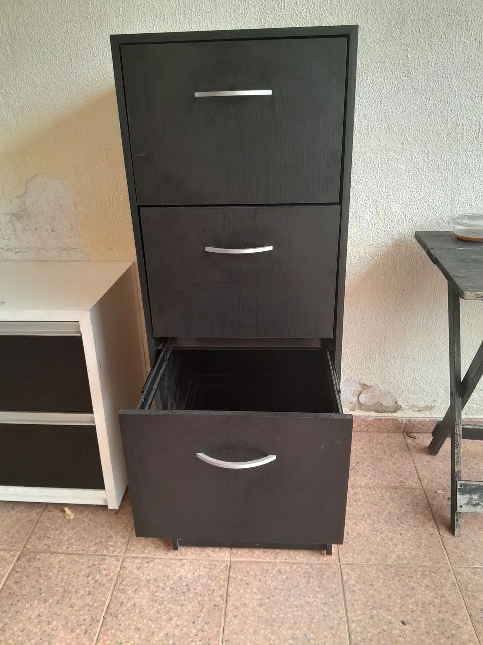 Vendo balcão que dá pra usar como cômoda e um porta documento  - Foto 2