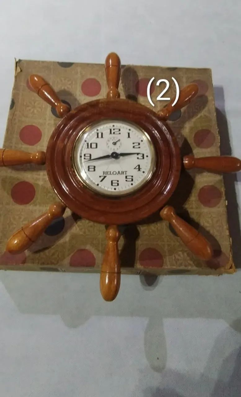 Relógio Despertador Vintage Reloart - Mais de 4 décadas - Corda Manual