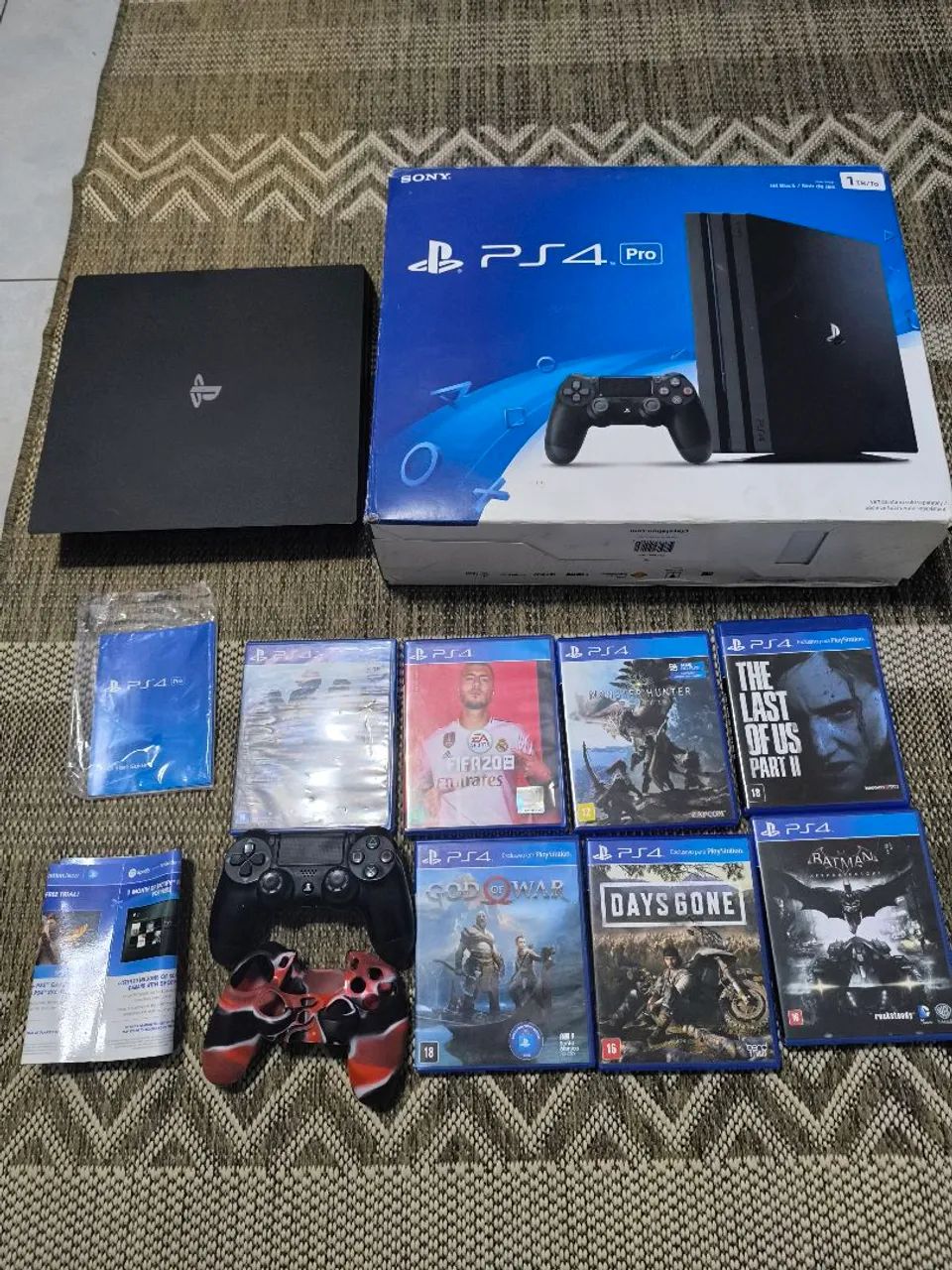 PS4 PRO + 7 jogos