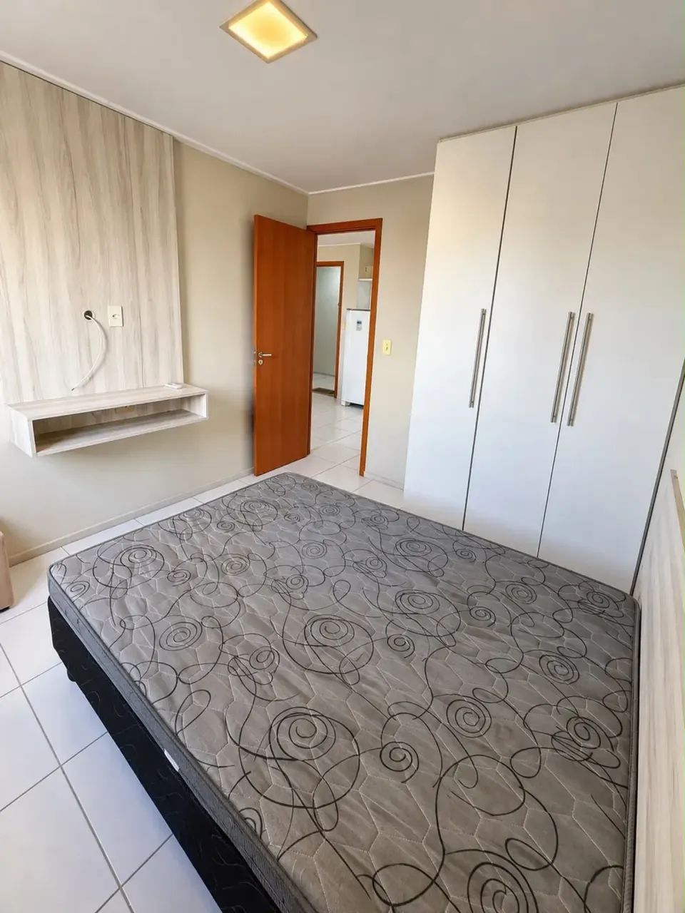 Alugo quarto e sala mobiliado - Foto 5