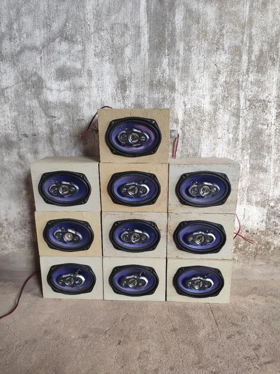 Caixas de som H-Buster