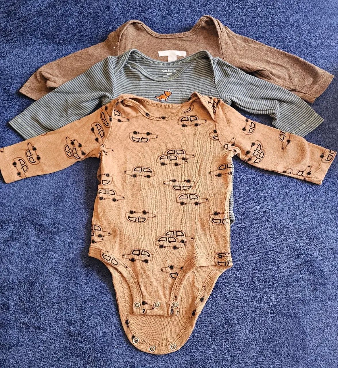 Lote de roupas CARTERS bebê 6/9 meses - Foto 4