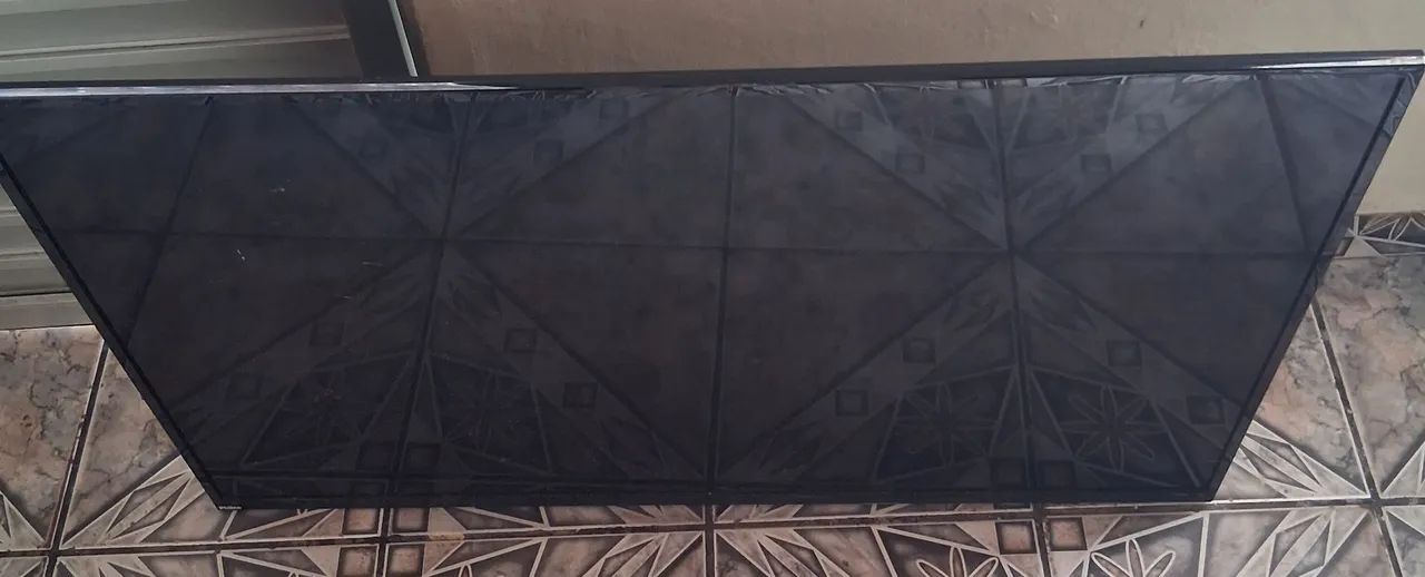Uma TV com defeito  - Foto 2