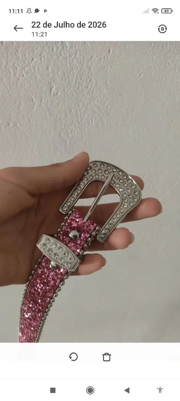 Cinto Y2K com strass e glitter 