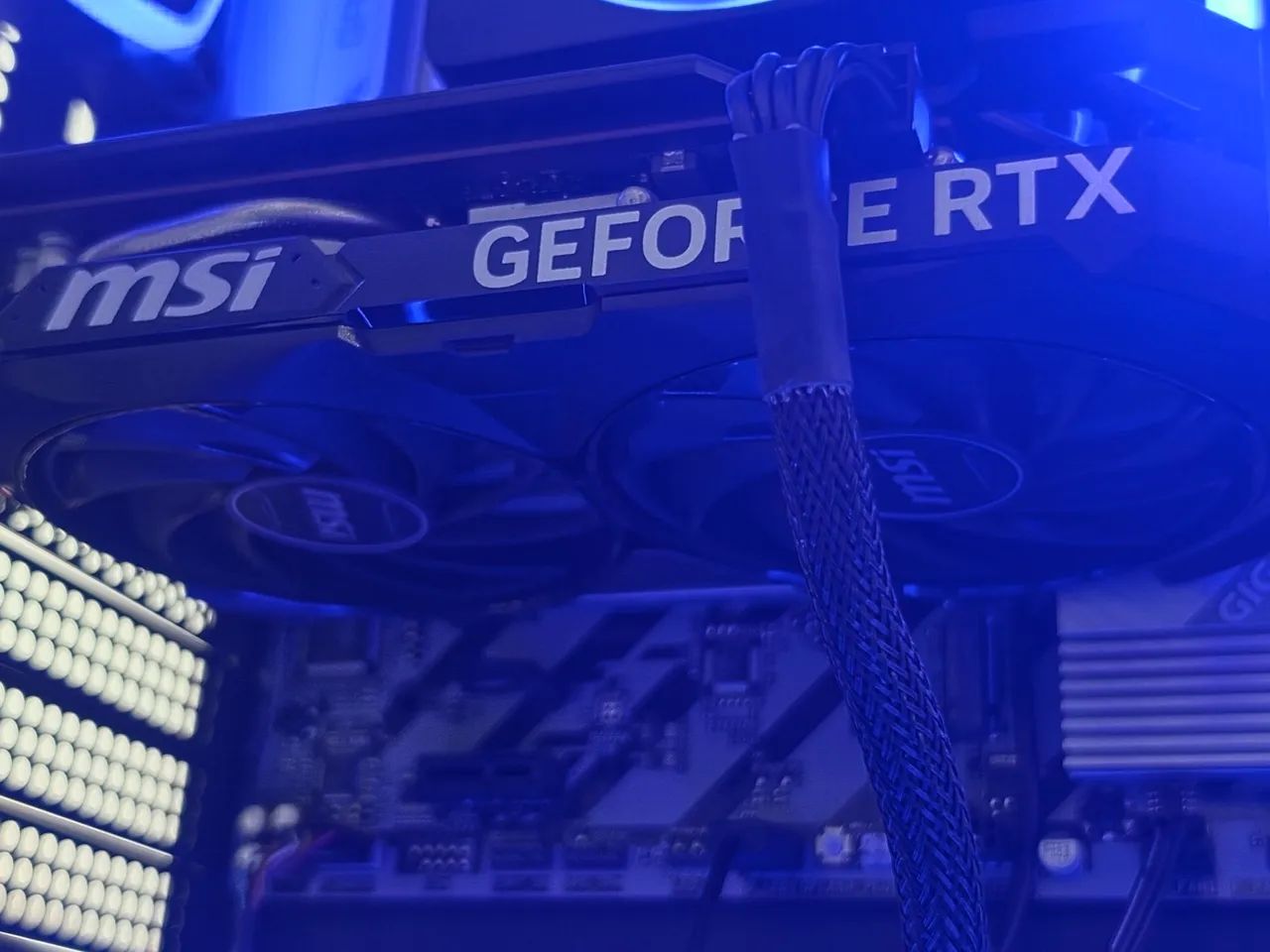 Placa de vídeo RTX4060 MSI 8GB - Foto 3