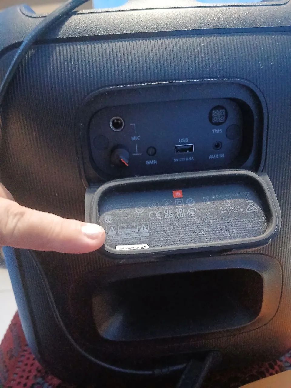 Caixa de som JBL  - Foto 3