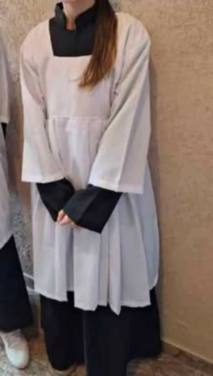Vestes de Cerimoniários e Coroinhas  - Foto 2