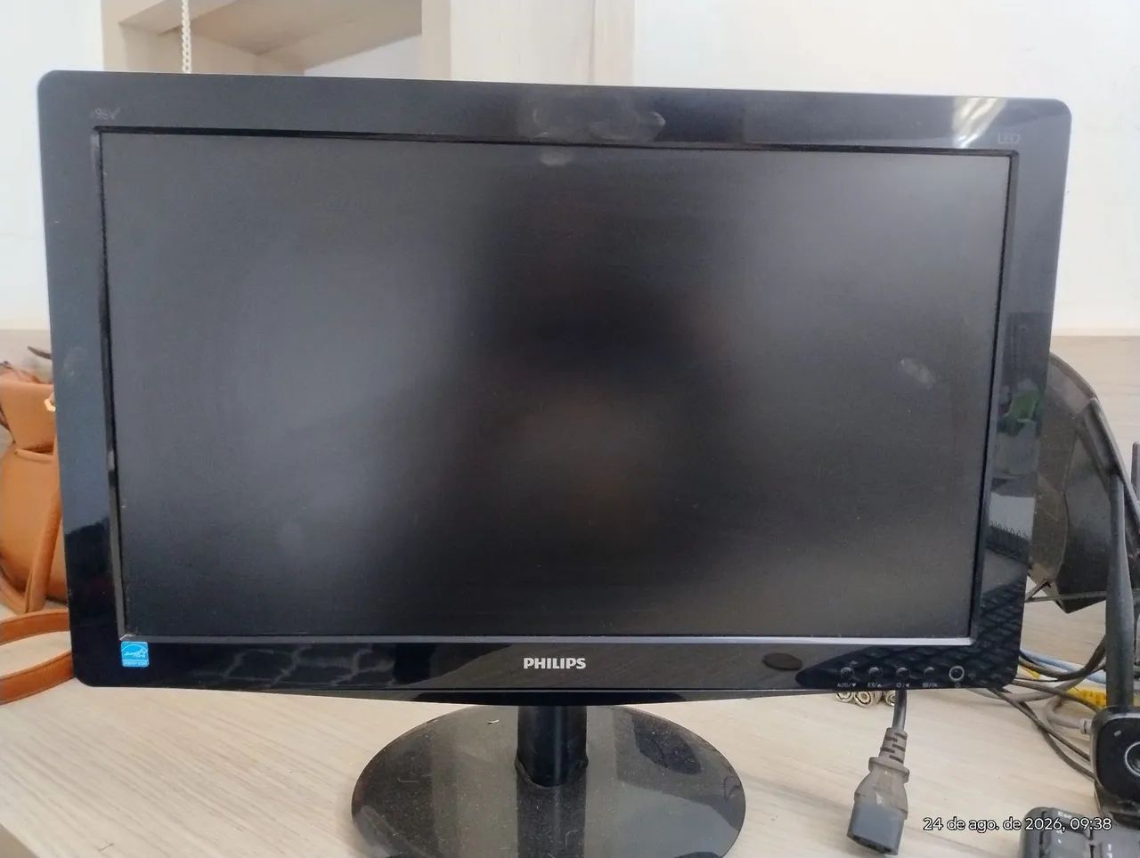 Monitor Philips 18.5" LED Widescreen (Modelo 196V3L) - VGA e DVI
