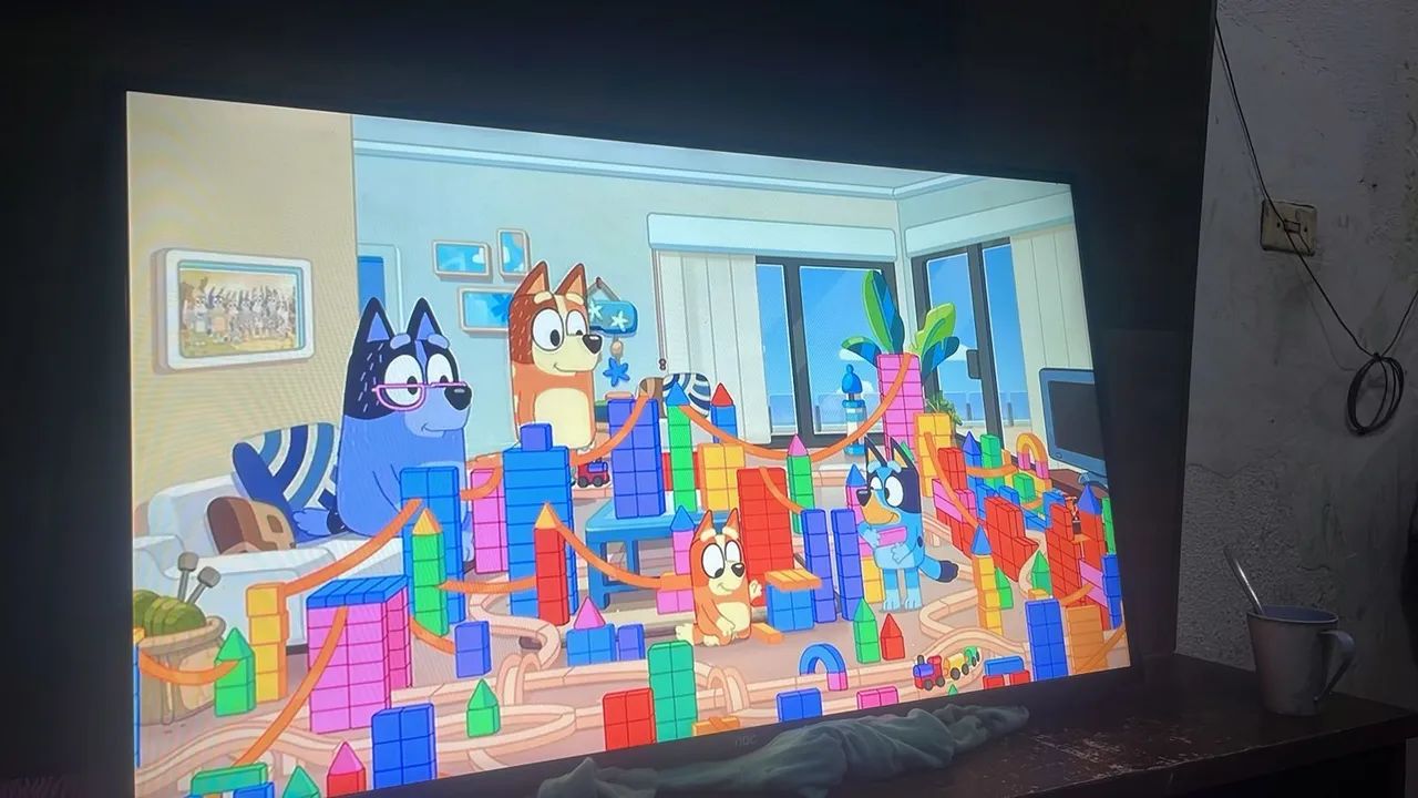 Vendo uma TV AOC de 43 polegadas smart funciona tudo certinho - Foto 2