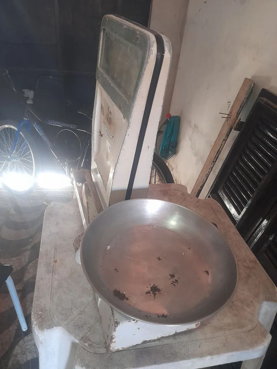 Balança antiga  - Foto 2