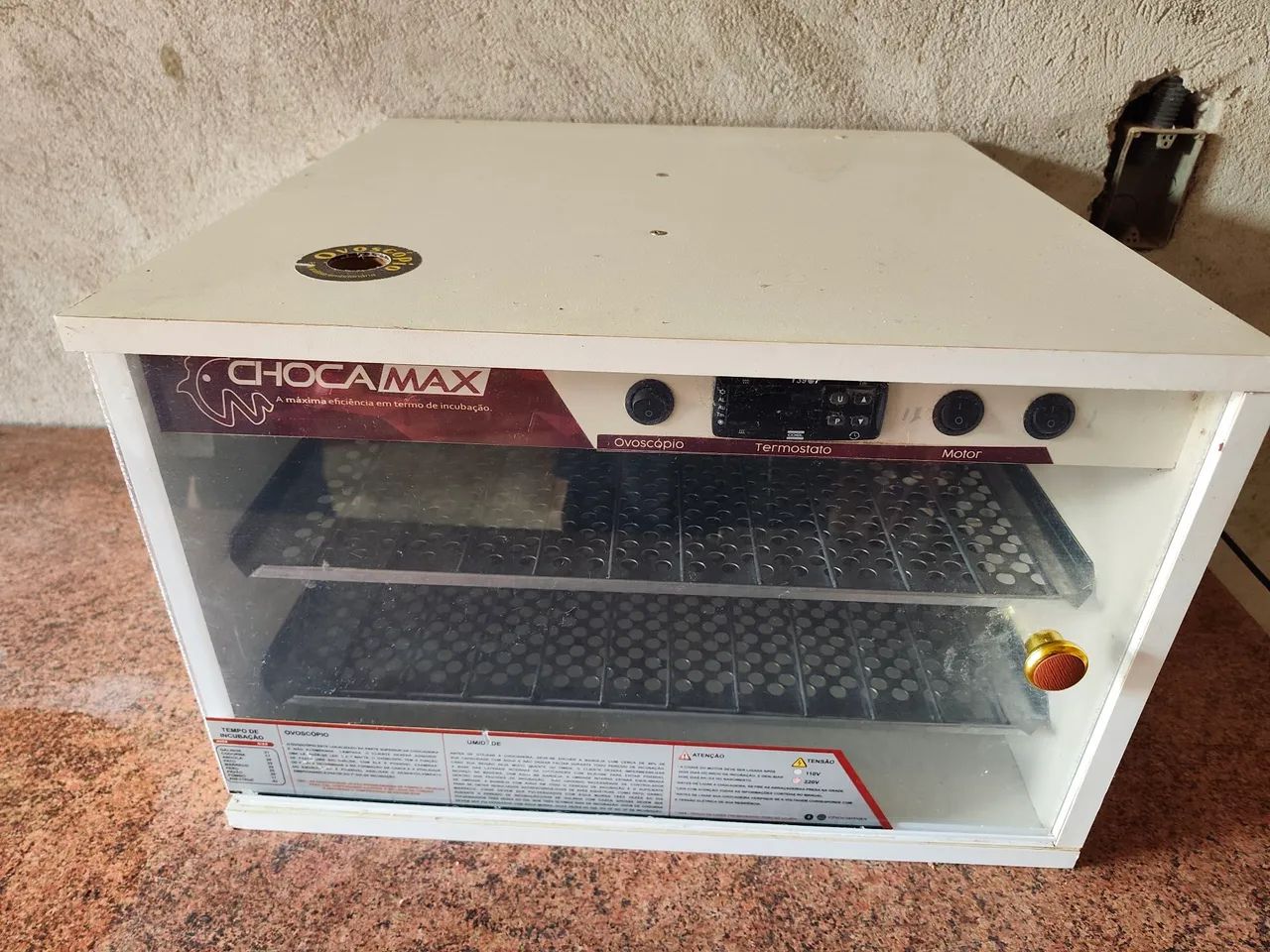 Chocadeira ChocaMax 180 ovos automática digital 220v - Foto 3