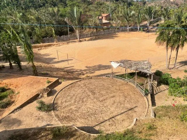 VENDE-SE - EXCELENTE CHÁCARA EM MEIO À NATUREZA - Foto 4