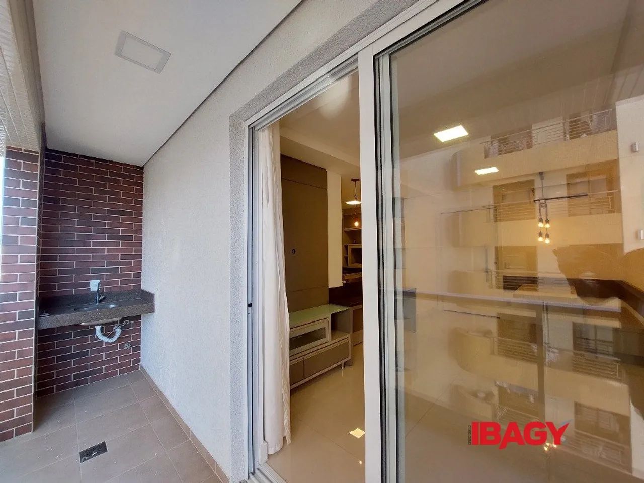 Excelente Apartamento 2 dormitório(s) em Centro - Florianópolis - Foto 5
