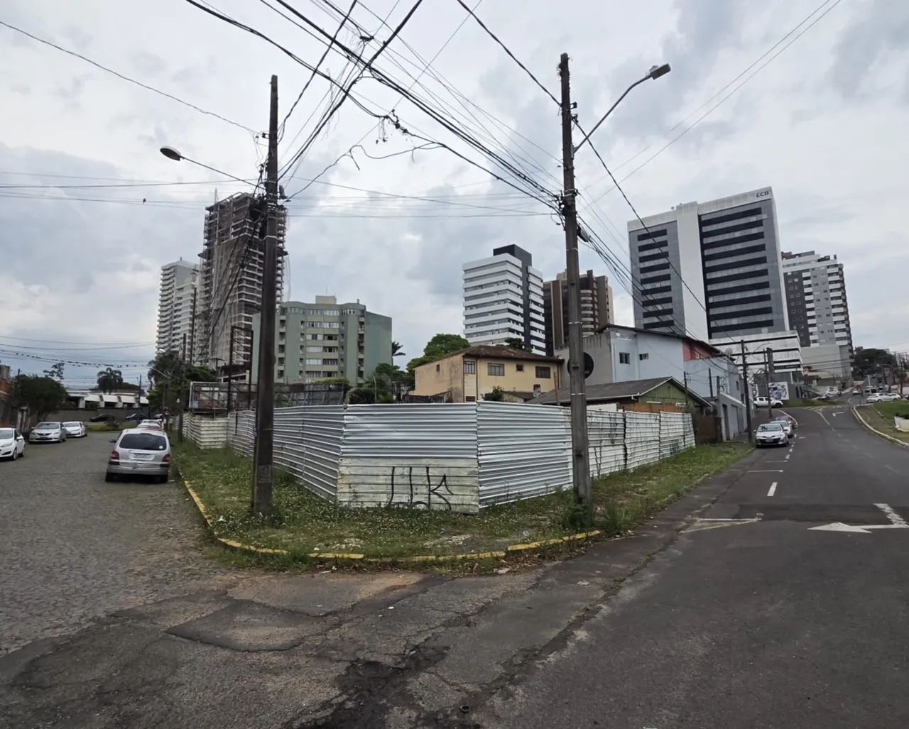 TERRENO A VENDA EM OLARIAS - CENTRO