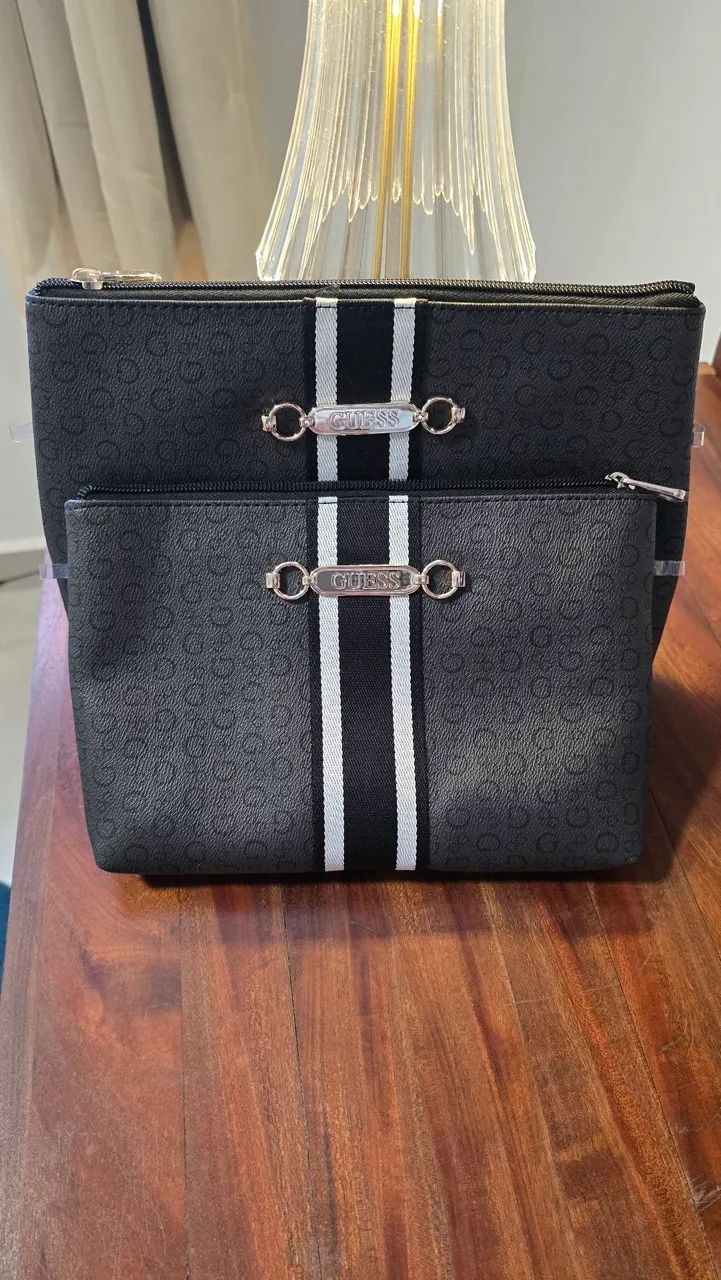 Kit Necessarie GUESS