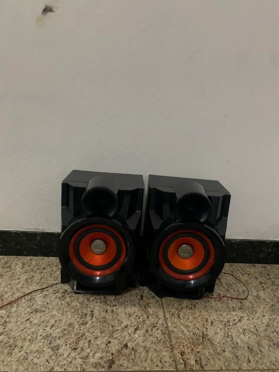     Par de Speakers Samsung 4? para Mini System