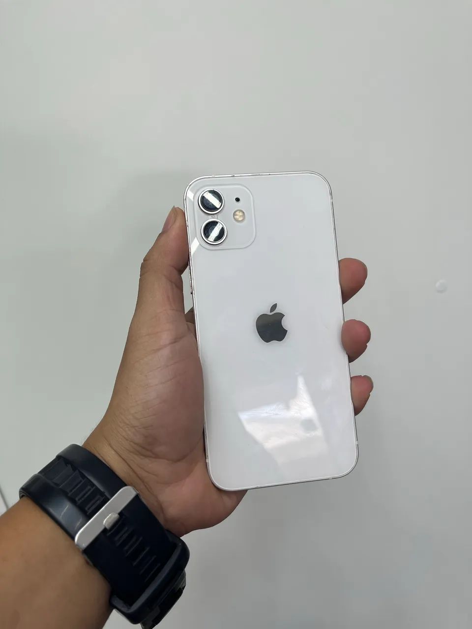 iPhone 12 