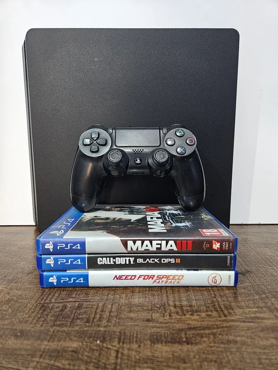 PS4 SLIM 1TB + 3Jogos - Foto 3