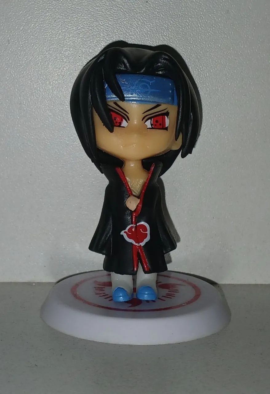 BONECO MINIATURA NARUTO ITACHI UCHIHA AKATSUKI