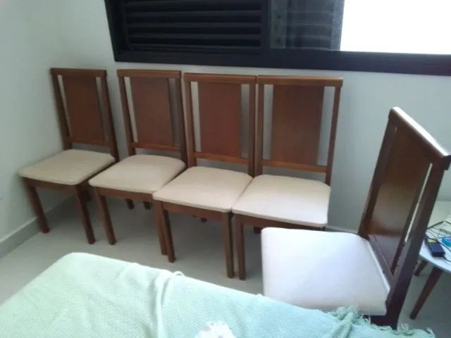 Conjunto de 6 cadeiras(vendo separadamente também 200 cada)