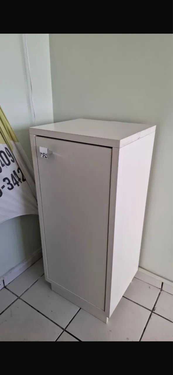 Cômoda armário com divisória interna Mdf projetado 