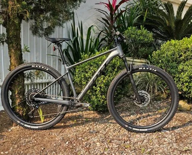 Bicicleta Scott Scale 970 - NOVA