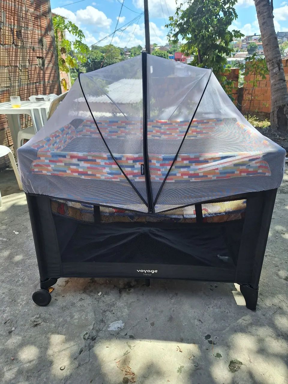 Berço chiqueirinho 