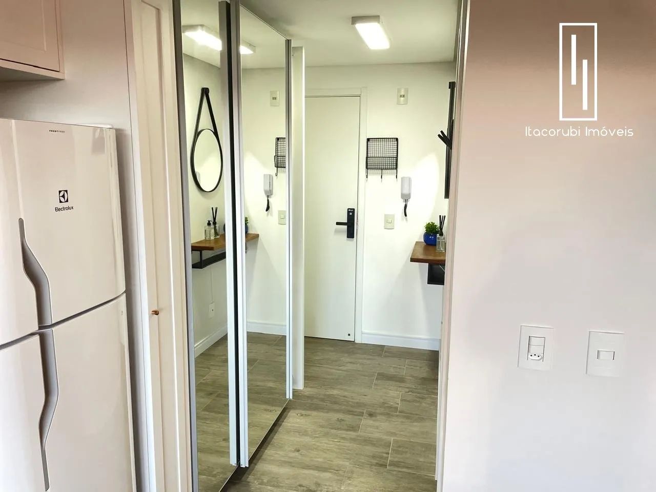 STUDIO MOBILIADO COM GARAGEM - TRINDADE - Foto 2