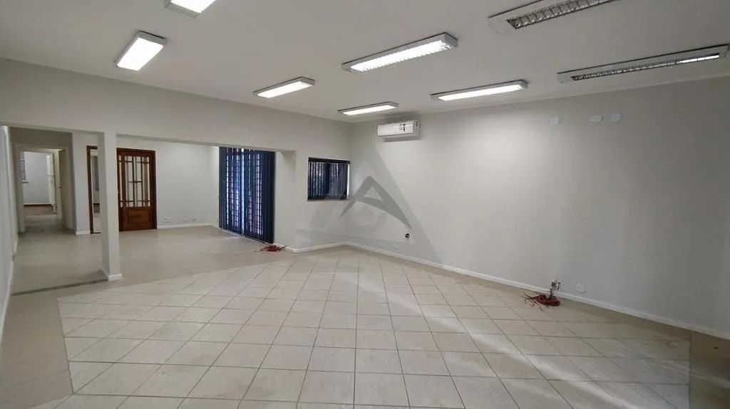 Casa para alugar em Campinas, Jardim Proença, com 6 quartos, com 244 m² - Foto 2