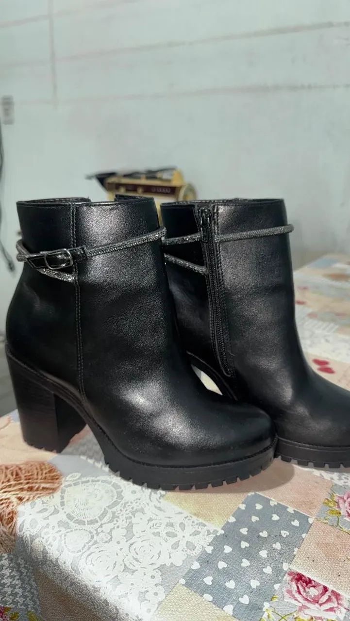 Bota Via Marte tamanho 36