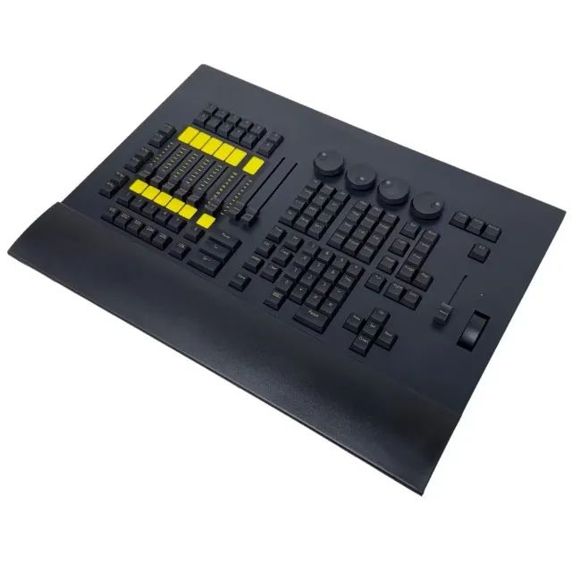 Mesa iluminação dmx comandwing grandma2